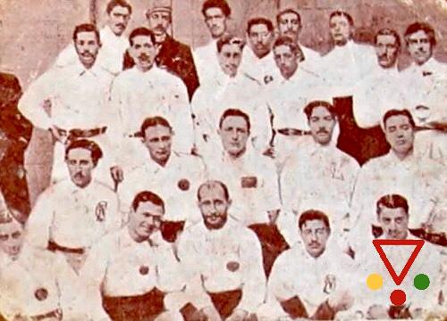 1 Inauguración del campo del Hipódromo en 1903 de la colección Clubs Históricos de Fútbol. Real Madrid 1902-1949 en ACABARAMOS.COM